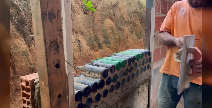 Çöpten ev yaptılar: Cam şişelerle 7 odalı 'Tuz Evi' yükseldi