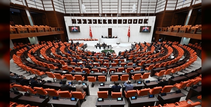 Emekliler için ek zam umudu AKP ve MHP oylarıyla suya düştü