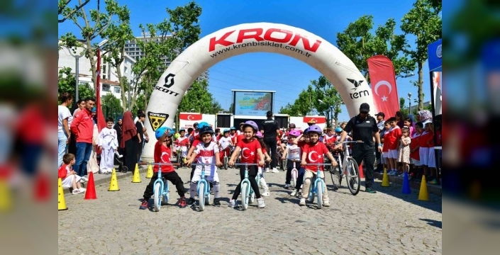 Esenyurt'ta yaz sezonu bisiklet şenliği coşkuyla başladı