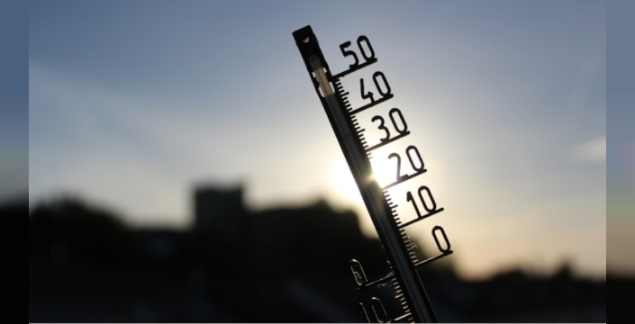 Fransa kavruluyor: 26 şehirde turuncu alarm!