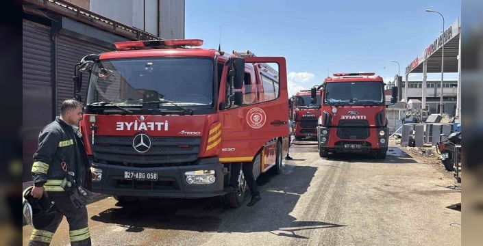 Gaziantep'te çıkan yangın, itfaiye ekiplerinin hızlı müdahalesiyle kontrol altına alındı