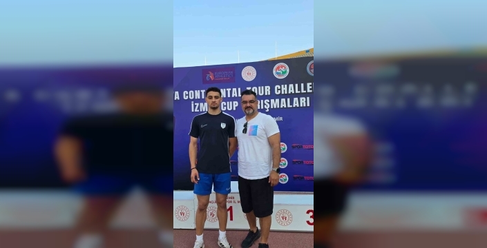 Genç yetenek Koray Uygun, 110 metre engellide 13.86 ile U-20 Türkiye rekorunu tarihe geçti!