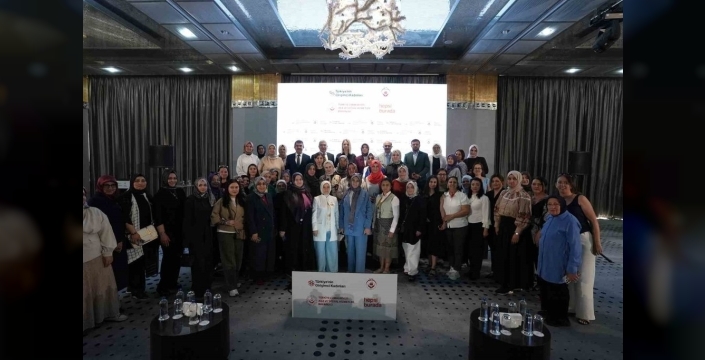 Girişimci kadınlar Bursa'da buluştu: E-ticaretin sırları ve yapay zeka konuşuldu
