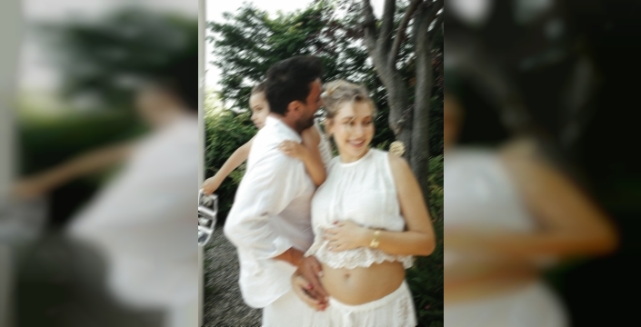 Hande Erçel'den ablasına bebek müjdesi sonrası şaşırtan yorum: Acaba ikiz mi?