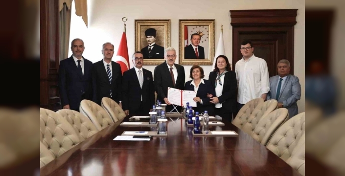 İnegöl'de 7 birimli aile sağlığı merkezi için protokol imzalandı