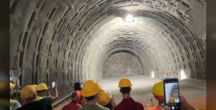 İsviçre, Alpler'in altında dev bir ulaşım ağı kurdu