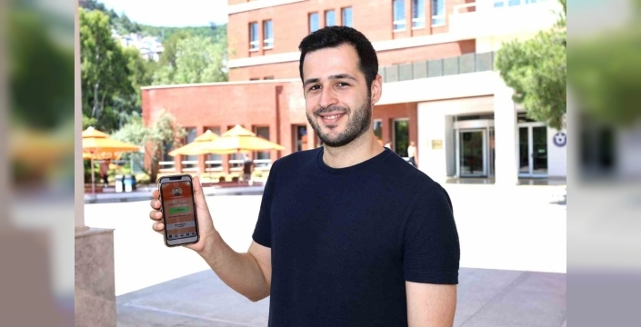 İzmir'de yeni uygulama: Ders çalıştıkça kazan, kafede harca
