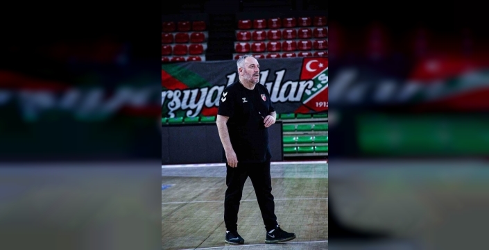 Karşıyaka'da basketbol rüzgarı: Ahmet Kandemir ile kritik görüşme kapıda