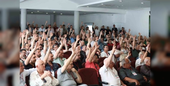 Karşıyaka'da yeni dönem: Yiğit Tusder'den camiaya birlik çağrısı
