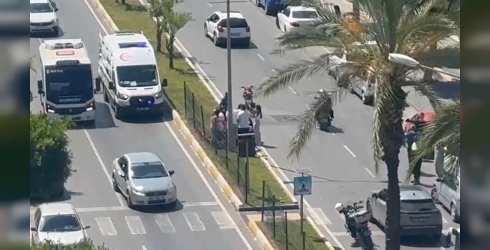 Manavgat'ta otomobil ve motosiklet kazası: 1 yaralı