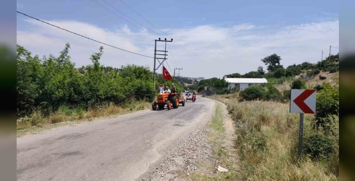 Manisa'da mezarlık projesi mahalleliyi ayağa kaldırdı: Traktörlü protesto!