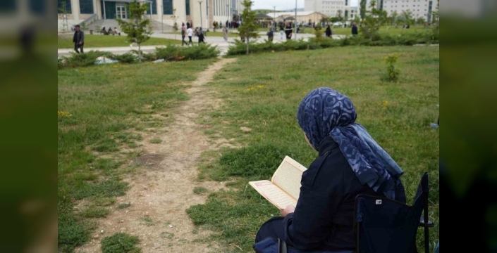 Okunmuş suyla sınava giren gençten akıl dolu sözler: 'Kerameti sadece suya bağlamamak lazım