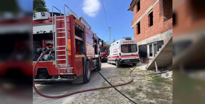 Ordu'da samanlıkta çıkan yangın paniğe neden oldu