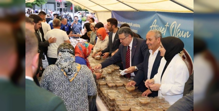 Trabzon'da aşure ikramı ile birlik ve beraberlik vurgusu yapıldı