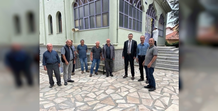 Uşaklı çiftçilerle birebir temas: İl müdürlüğü ekipleri sahada