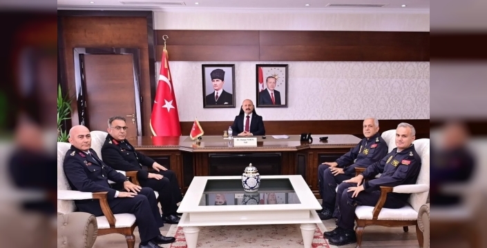 Vali Varol'dan jandarmaya övgü: Can ve mal güvenliğinin teminatı!
