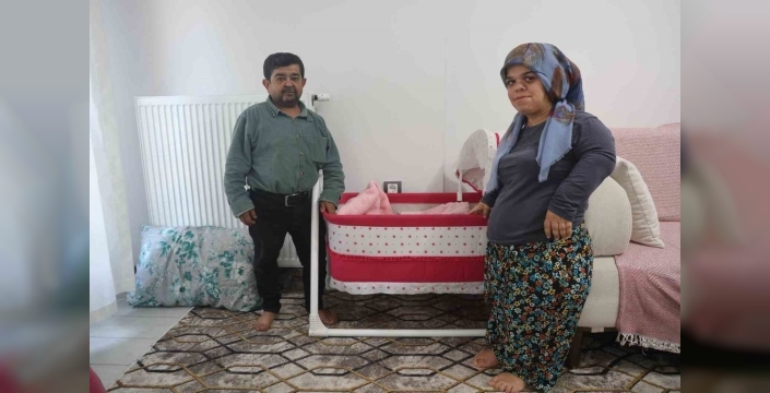 21 yıl sonra kavuşan cüce çiftin mutlu sonu: Kızları Gülsüm dünyaya geldi