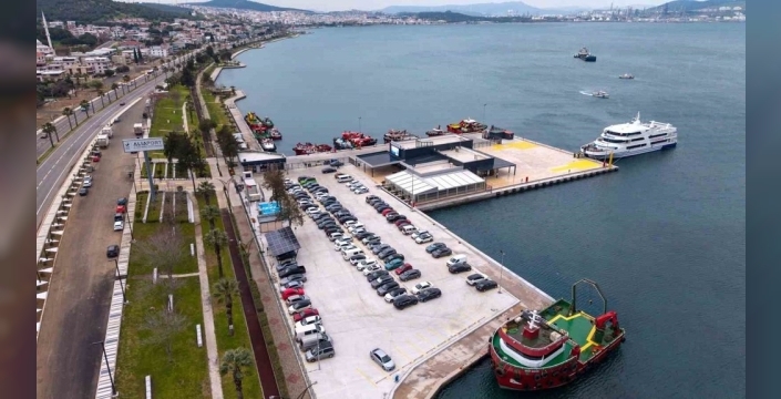 Aliağa-Midilli seferlerine büyük ilgi: 25 bin yolcu taşındı
