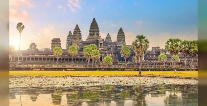 Antik Kamboçya'nın devasa sırrı: 10 milyon taşla 37 yılda inşa edilen Angkor Wat!