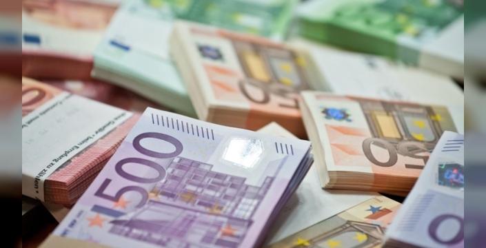 ASML, yapay zeka rüzgarıyla personeline servet dağıtıyor: 20 bin euro prim müjdesi!
