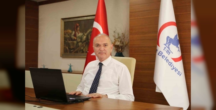 Başkan Özlü'den 15 Temmuz dersi: 'Milli irade her şeyin üstündedir