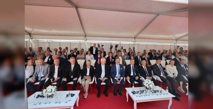 Başkan Ülken, EBSO'nun yeni hizmet binası açılışında bulundu