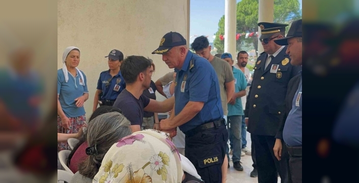 Bayındır'da kahreden veda: Bekçi Merih Umutlu sevenlerinin gözyaşlarıyla son yolculuğuna uğurlandı