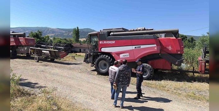Bilecik'te biçerdöver operatörlerine yangın uyarısı