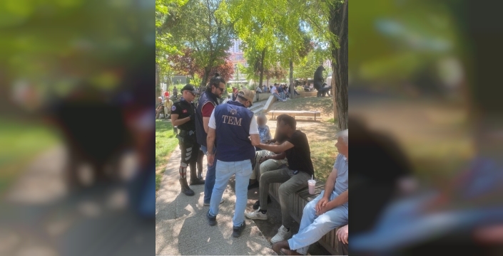 Bilecik'te konaklama tesisleri ve kiralık araçlara sıkı denetim yapıldı