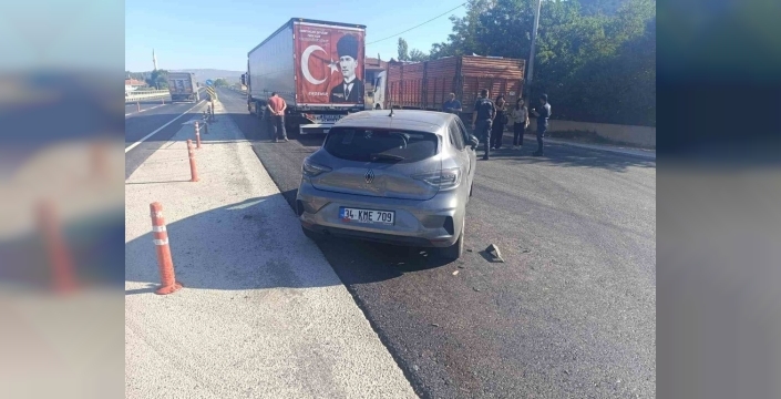 Bilecik'te trafik kazası: Kamyonet ile otomobil çarpıştı, 1 yaralı