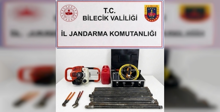 Bilecik'te yeraltı servetini izinsiz arayan 3 kişi jandarmaya yakalandı