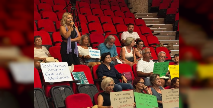 Bodrum belediye meclisinde kaçak yapı ve kalyon iddiası: başkan çevrecilere söz verdi
