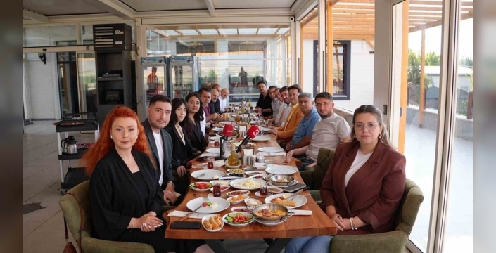 Bolvadin'de basın bayramı kutlandı, gazetecilerle buluşuldu