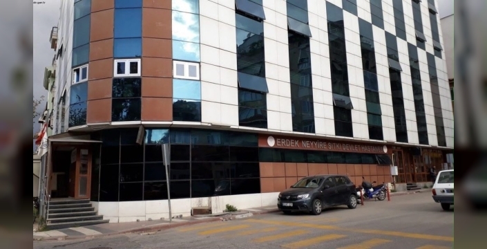 Erdek'te denizde boğulan kadın hastanede hayatını kaybetti