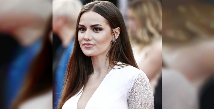 Fahriye Evcen, Oktay Kaynarca ile aynı dizide buluşuyor