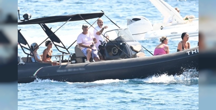 Fatih Terim Bodrum'da tatil yapıyor: Ünlü oyuncu da yanlarında