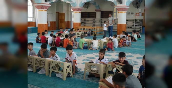 Gaziantep'te yaz Kur'an kurslarına binlerce çocuktan yoğun ilgi