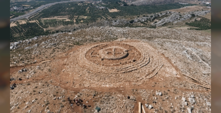 Girit'teki dev havalimanı inşasında 4 bin yıllık hazine bulundu