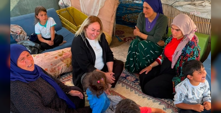 Gülsever, mevsimlik tarım işçilerini ziyaret etti: Emekçilerin sesi olacağız