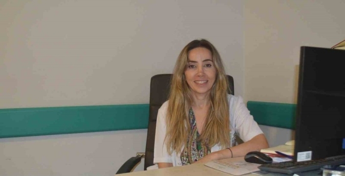 Güneşin cildiniz üzerindeki tehlikeli etkilerine karşı uzmanından hayati uyarılar