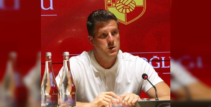 İsmail Köybaşı futbolu bıraktı: Göztepe'de yeni dönem!