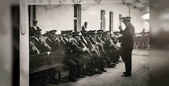 İzmir'in müzik yolculuğu: 83 yıllık bando geleneği