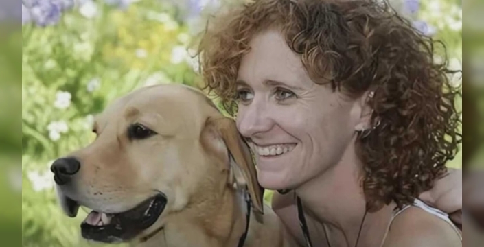 Köpeğine öpücük verirken gelen mucize: 24 yıl sonra yeniden gördü