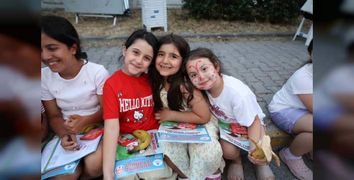Küçükçekmece'de sokakta oyun var etkinliğine yoğun ilgi