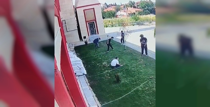 Kütahya'da cami bahçesinde vandallık: Fıskiyelere zarar verildi