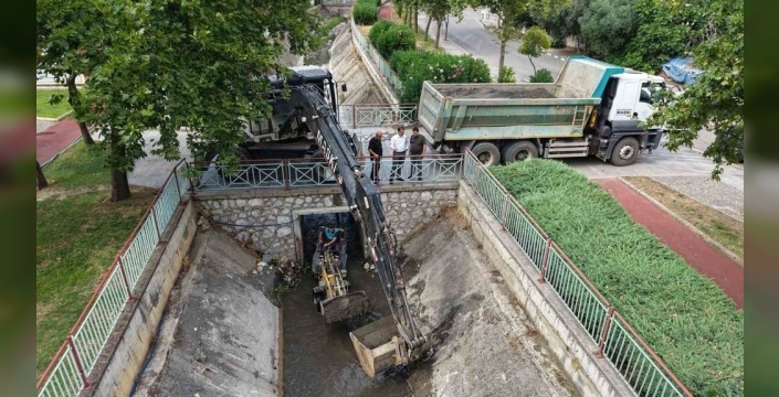 Manisa'da derelerde kirliliğe karşı temizlik seferberliği
