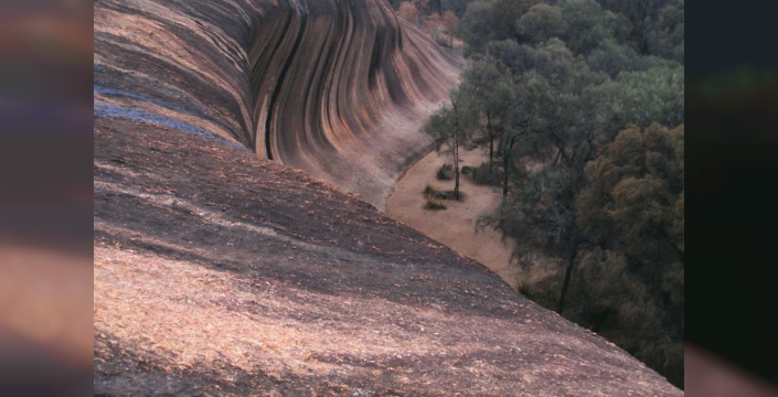 Milyonlarca yılın gizemi: Wave Rock'ın büyüleyici hikayesi