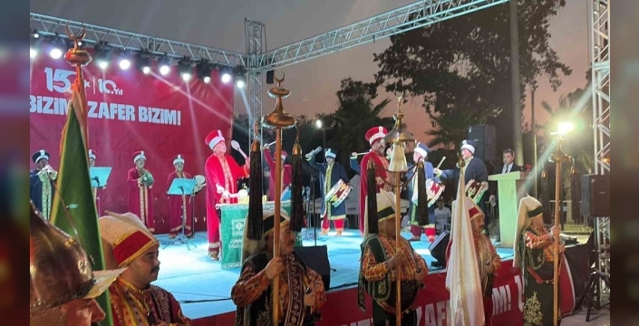 Osmaniye'de 15 Temmuz ruhu: Bayraklar dalgalandı, yürekler tek attı