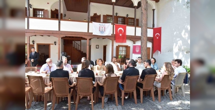 Rektör Kaçar'dan klasik diller öğrencilerine motivasyon dolu buluşma