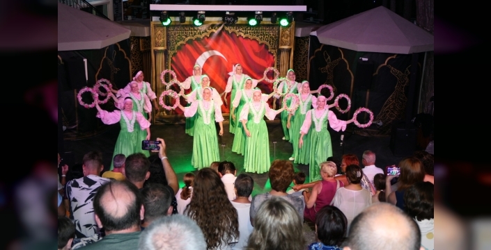 RUS OTRADA’DAN “KALİNKA’DAN UZUN İNCE BİR YOLA” MUHTEŞEM KONSER